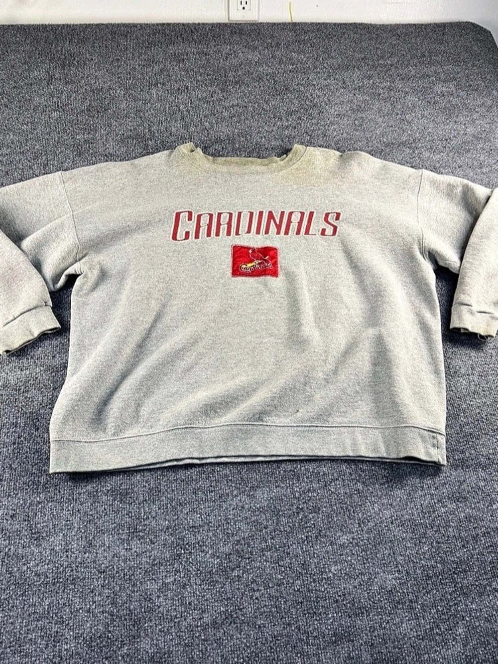 Vintage adidas Cardinals Graphic Sweatshirt Gray XL